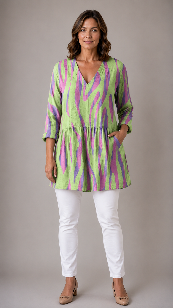 Lyla | Long Blouse With V-Neck