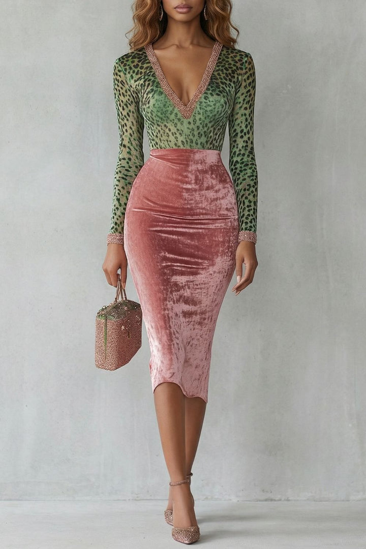 Virelline – Leopard Velvet Contrast – Bodycon Midi Dress