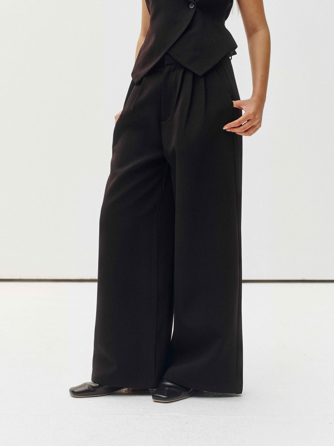 Still Leather Mule