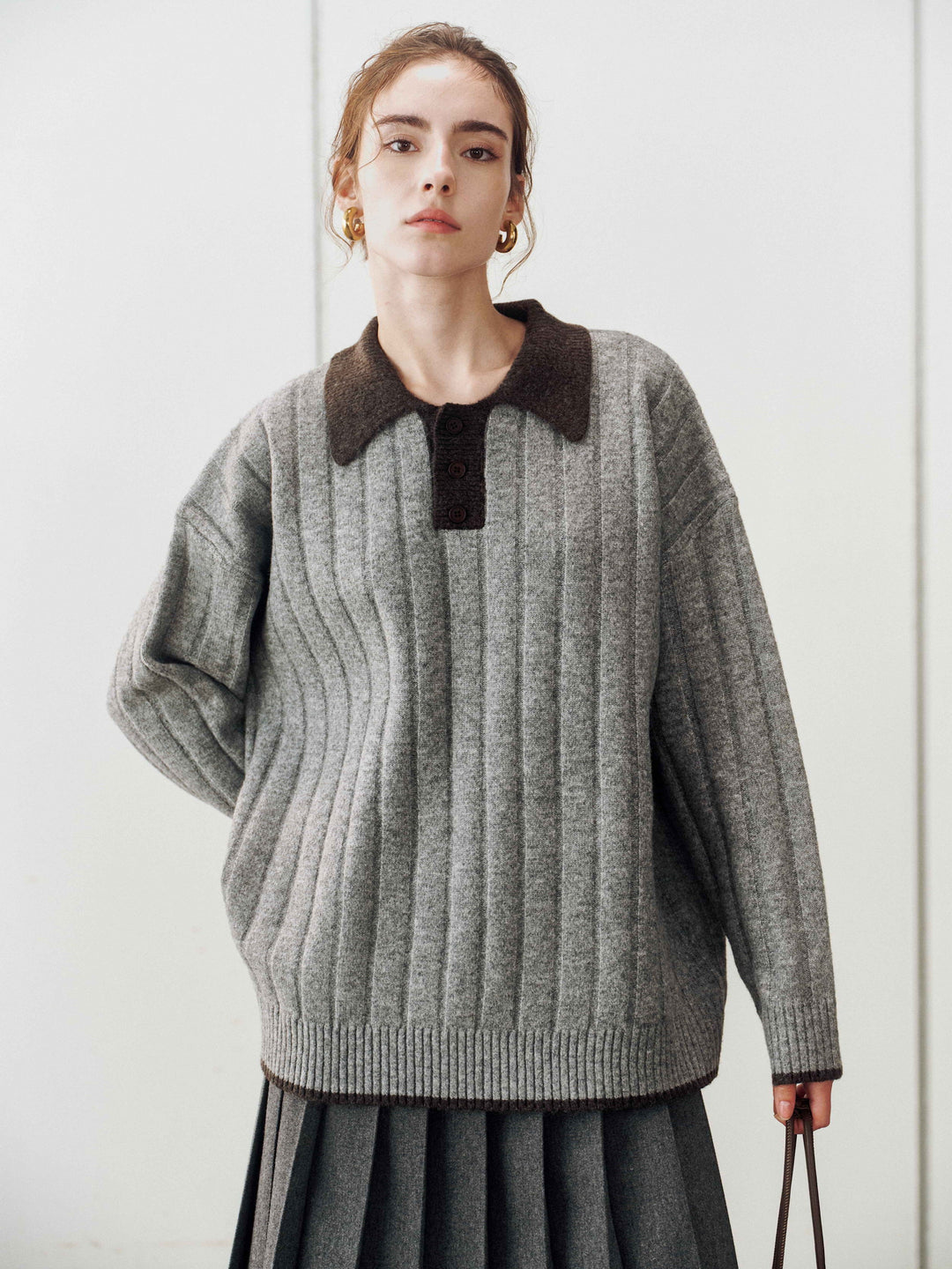 Contrast Collar Knit Sweater