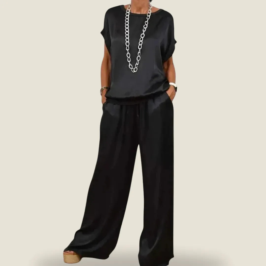 Jessykkah | Comfortable Two-Piece Set