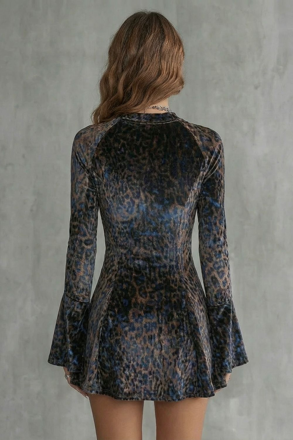 Bellanca – Flared Sleeve – Leopard Print Mini Dress