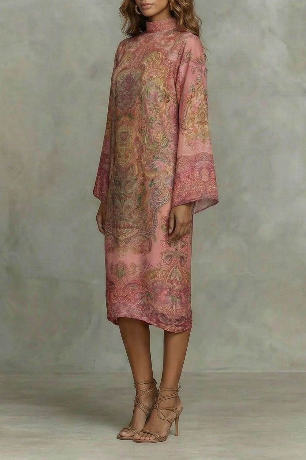 Marélienne – Baroque Floral Motif – Kimono Midi Dress