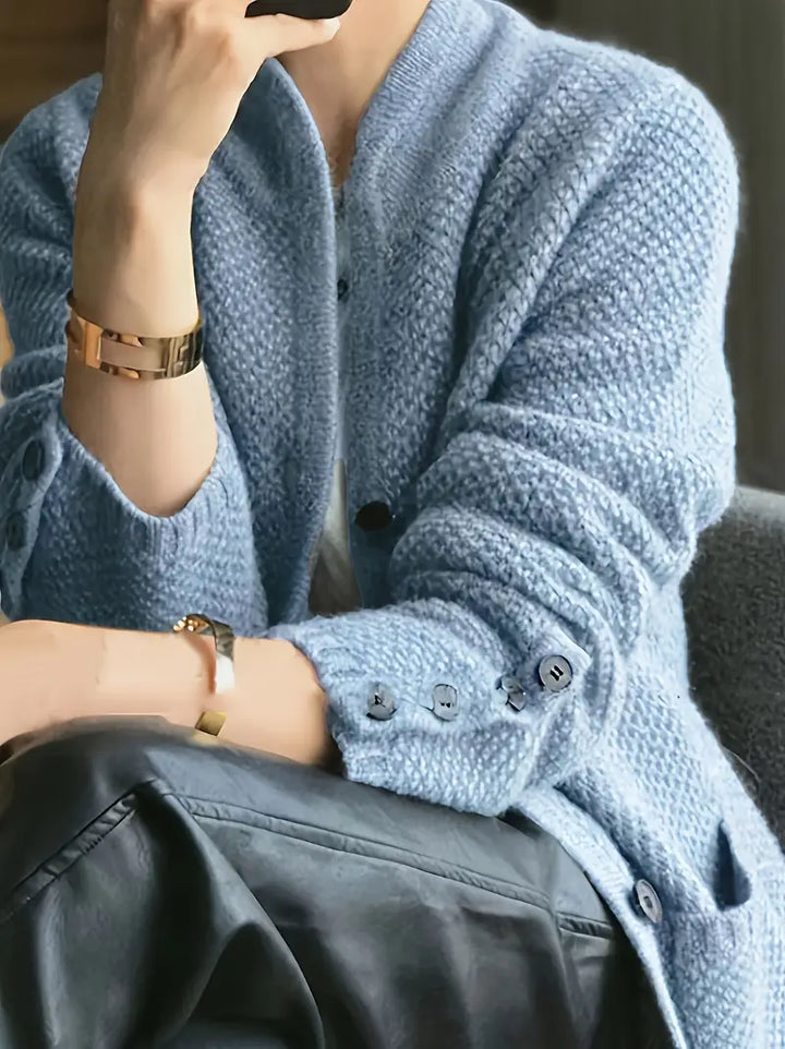 Claire – Cashmere blend cardigan with buttons