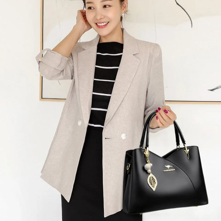 FELINA | BLACK SHOULDER BAG