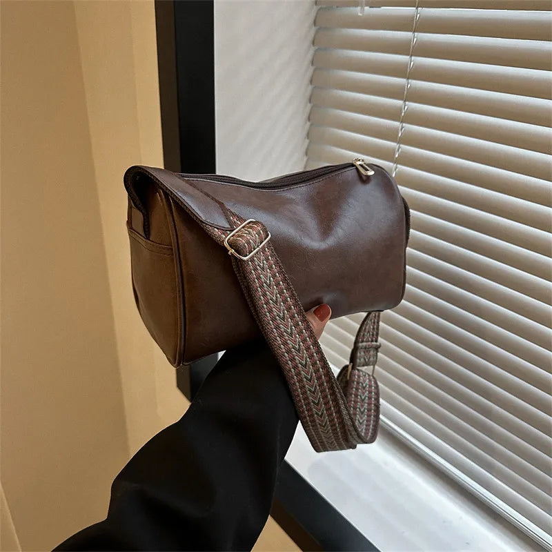 TRINE | VINTAGE LEATHER CROSSBODY BAG