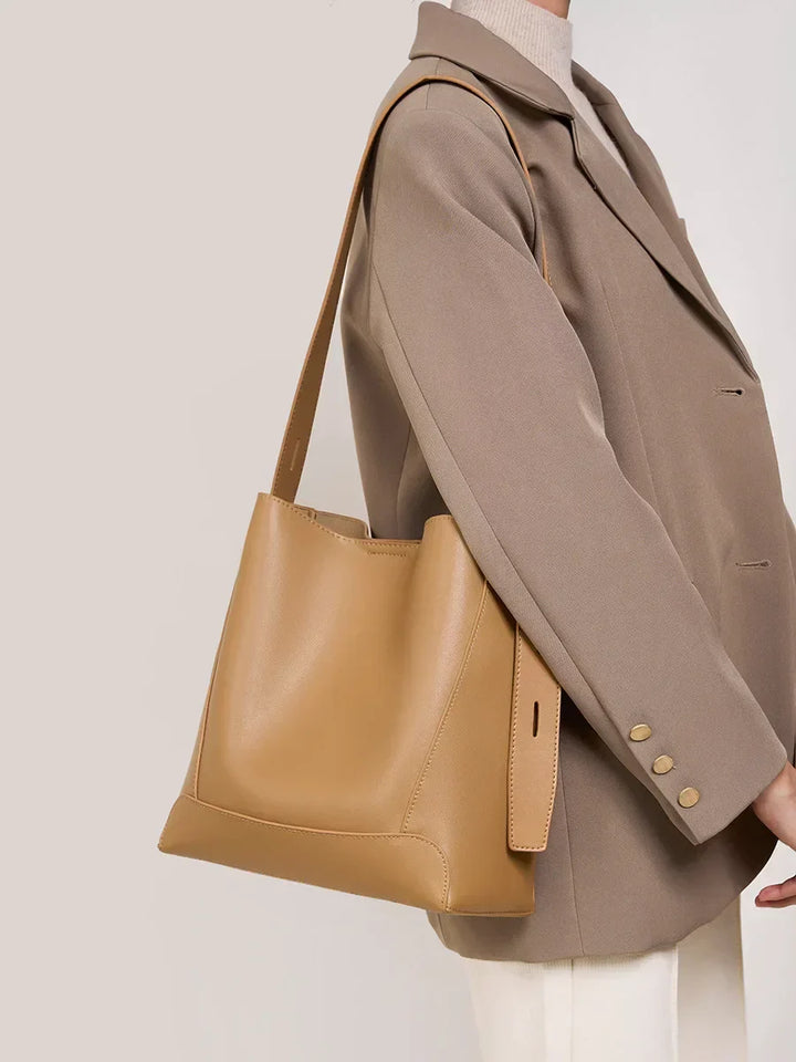 TINE | ELEGANT SAND SHOULDER BAG