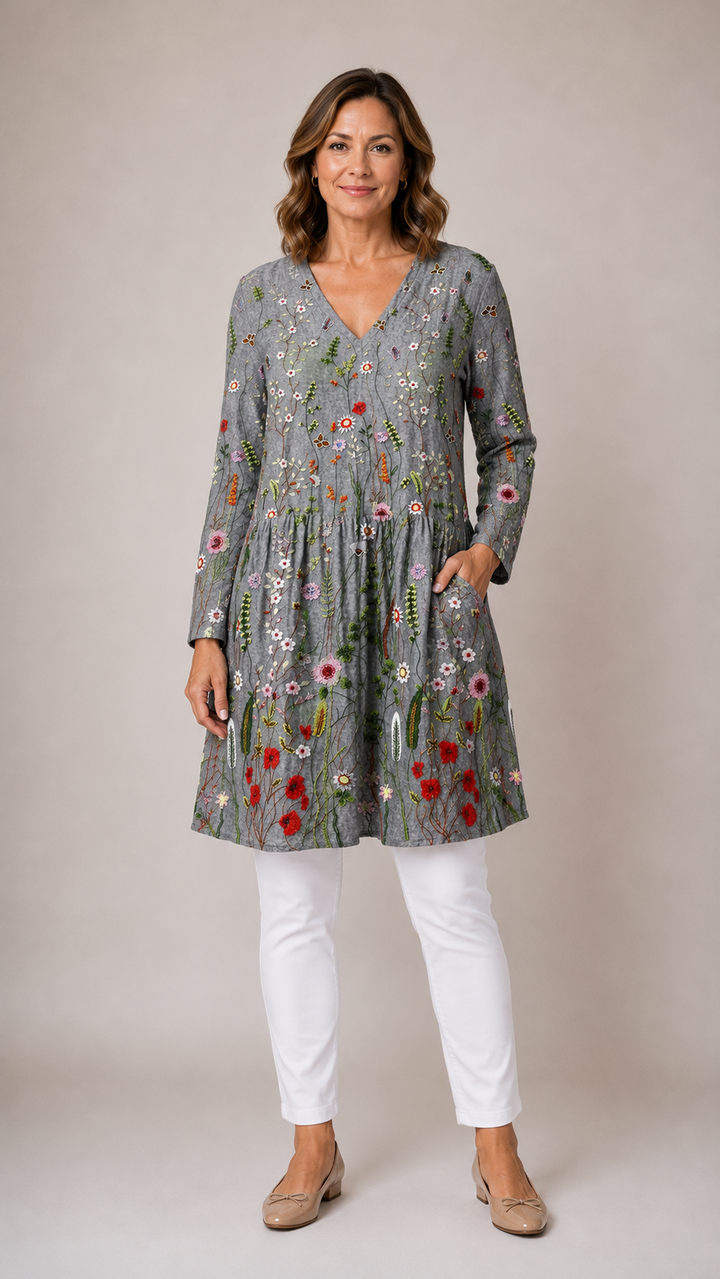 Audrey | Long Blouse With V-Neck